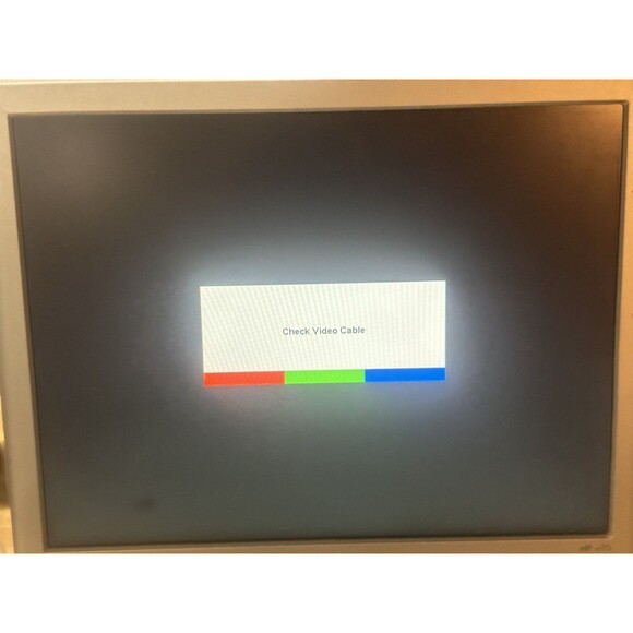 HP VS15 15" LCD VGA Monitor With Built In Speakers Gaming Retro Monitor READ - Picture 5 of 7